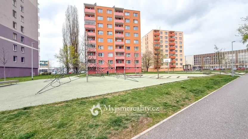 Prodej bytu 2+1, Znojmo, Sokolovská, 52 m2