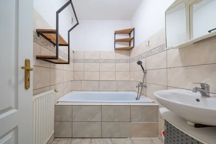 Prodej bytu 3+1, Olomouc, Chválkovická, 92 m2