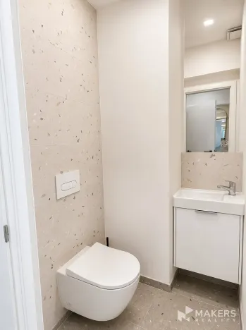 Pronájem bytu 2+kk, Praha - Karlín, Karlínské náměstí, 42 m2