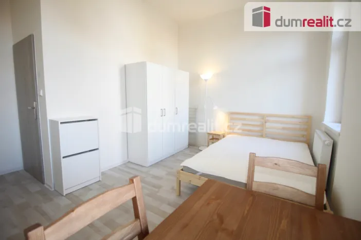 Pronájem bytu 1+kk, Praha - Smíchov, Ke Koulce, 22 m2