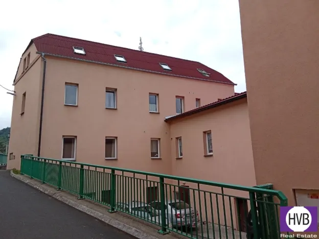 Prodej činžovního domu, Ústí nad Labem - Sebuzín, 1182 m2