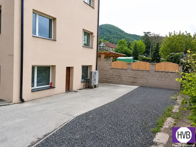 Prodej činžovního domu, Ústí nad Labem - Sebuzín, 1182 m2