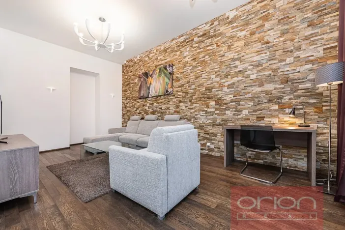 Prodej bytu 2+1, Praha - Staré Město, Křižovnická, 71 m2