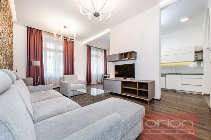 Prodej bytu 2+1, Praha - Staré Město, Křižovnická, 71 m2