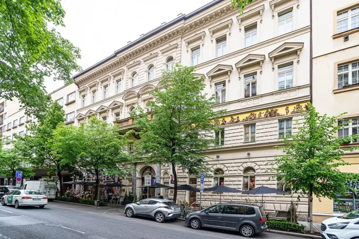 Pronájem kanceláře, Praha - Vinohrady, Italská, 225 m2