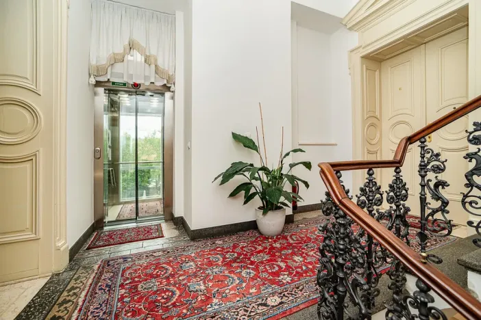Pronájem kanceláře, Praha - Vinohrady, Italská, 225 m2