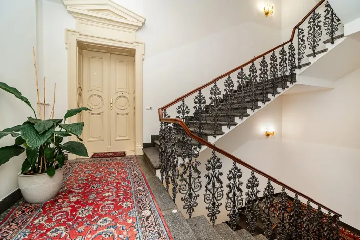 Pronájem kanceláře, Praha - Vinohrady, Italská, 225 m2