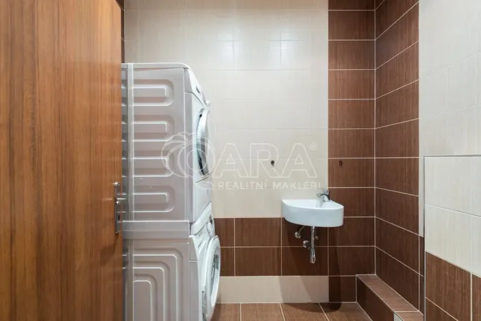Pronájem bytu 2+kk, Praha - Nové Město, Kateřinská, 75 m2