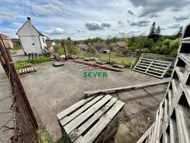 Prodej obchodního prostoru, Petrohrad - Černčice, 150 m2