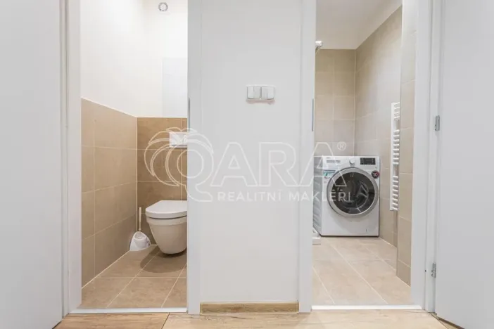 Pronájem bytu 2+1, Praha - Malešice, Počernická, 52 m2