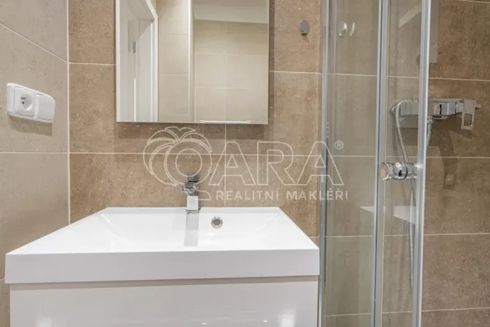 Pronájem bytu 2+1, Praha - Malešice, Počernická, 52 m2