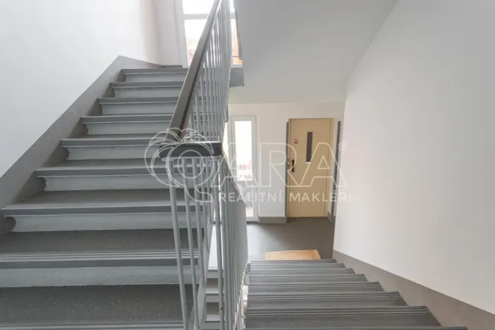 Pronájem bytu 2+1, Praha - Malešice, Počernická, 52 m2