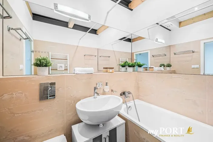 Prodej rodinného domu, Praha - Březiněves, K Březiněvsi, 90 m2