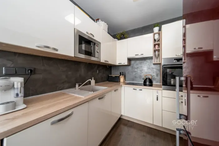 Prodej bytu 2+kk, Praha - Horní Počernice, Pavlišovská, 43 m2