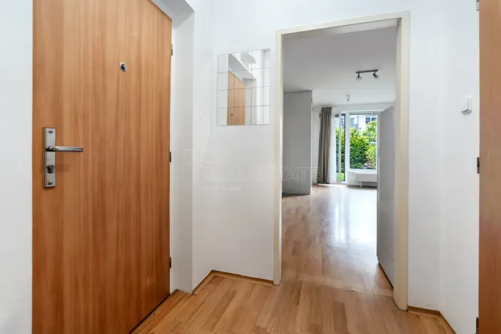 Pronájem bytu 1+kk, Praha, Herlíkovická, 31 m2