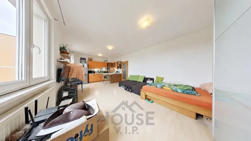 Prodej bytu 1+kk, Praha - Stodůlky, Na Výrovně, 37 m2