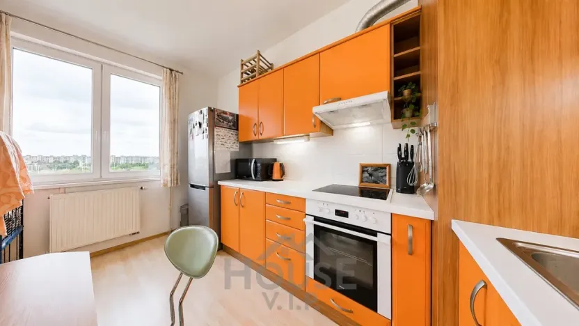 Prodej bytu 1+kk, Praha - Stodůlky, Na Výrovně, 37 m2