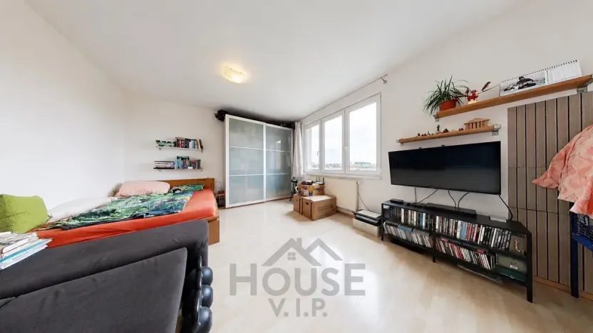 Prodej bytu 1+kk, Praha - Stodůlky, Na Výrovně, 37 m2