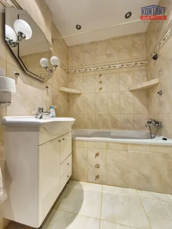 Pronájem bytu 2+1, České Budějovice, J. Opletala, 66 m2