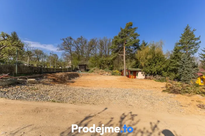 Prodej zahrady, Střelice, 589 m2
