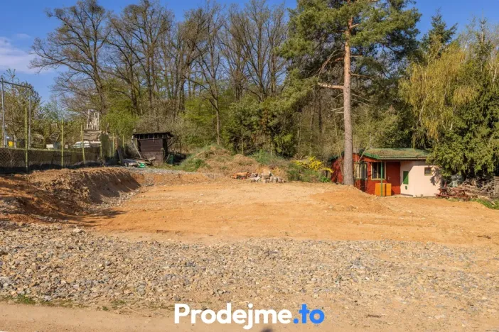 Prodej zahrady, Střelice, 589 m2