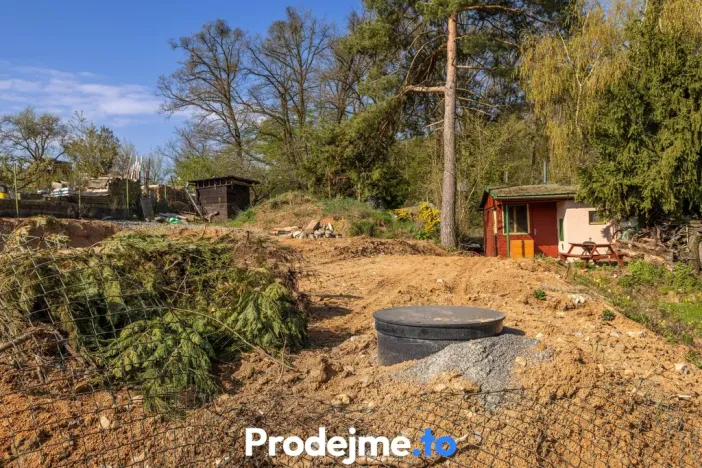 Prodej zahrady, Střelice, 589 m2