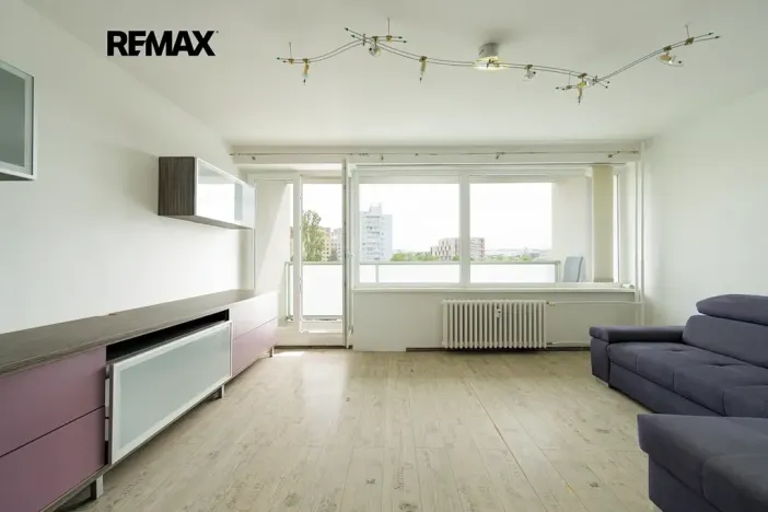 Prodej bytu 3+1, Praha - Letňany, Místecká, 68 m2