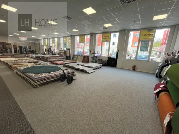 Pronájem obchodního prostoru, Mariánské Lázně, 475 m2
