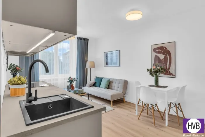 Prodej bytu 3+kk, Praha, Černokostelecká, 61 m2