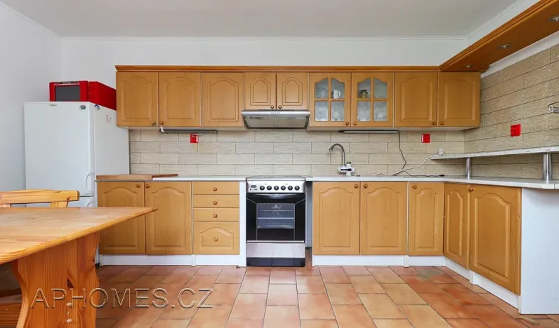 Pronájem bytu 3+1, Praha - Běchovice, Václava Kovaříka, 90 m2