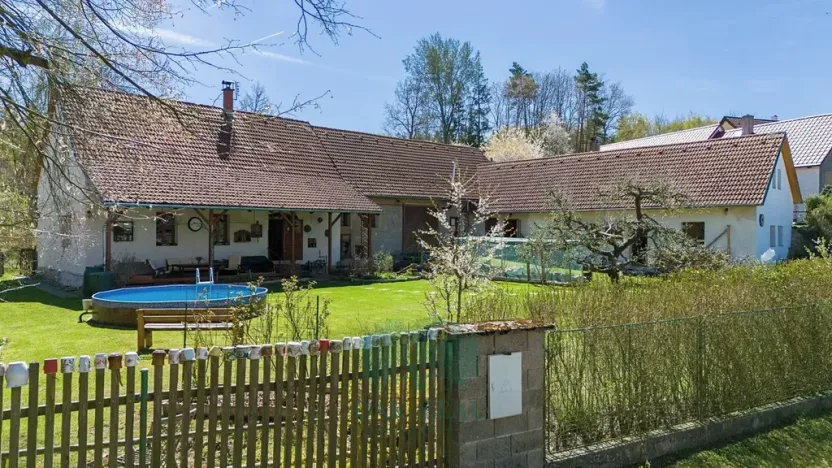 Prodej zemědělské usedlosti, Skomelno, 284 m2