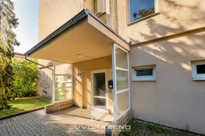 Prodej bytu 1+1, Teplice - Trnovany, Jana Koziny, 42 m2