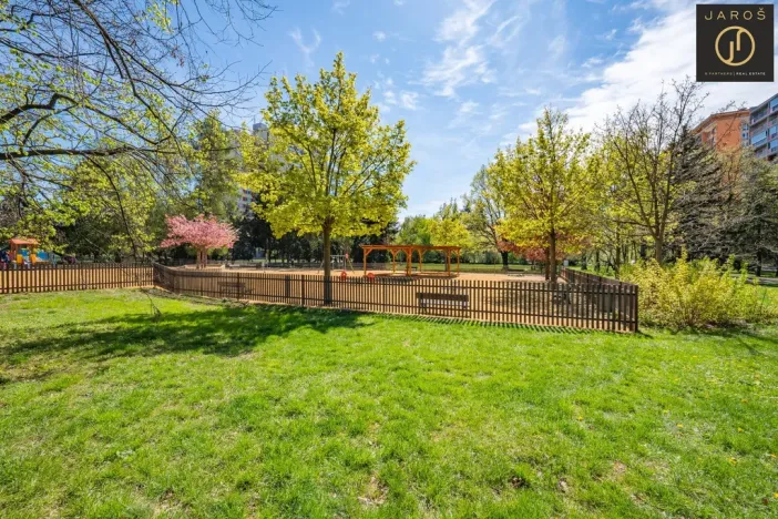 Prodej bytu 2+kk, Praha - Kobylisy, Slancova, 47 m2