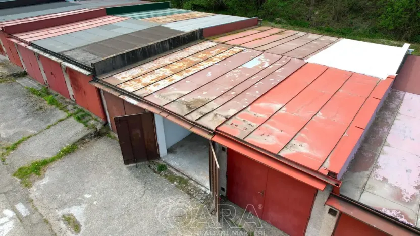 Prodej garáže, Náchod, U Cihelny, 17 m2
