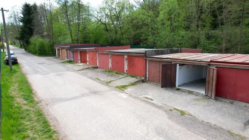 Prodej garáže, Náchod, U Cihelny, 17 m2
