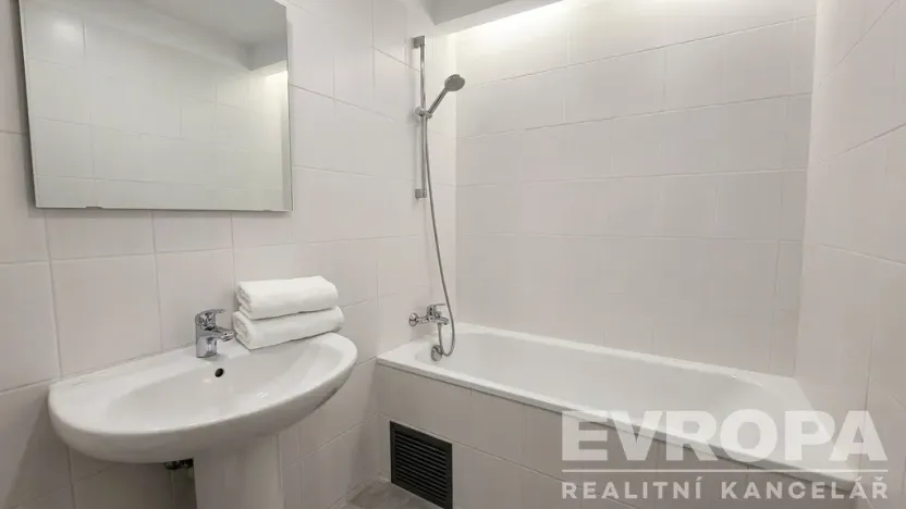 Prodej bytu 2+1, Praha - Smíchov, Fráni Šrámka, 60 m2