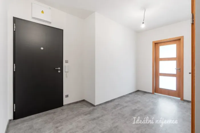 Pronájem bytu 3+kk, Praha - Dolní Měcholupy, Honzíkova, 67 m2