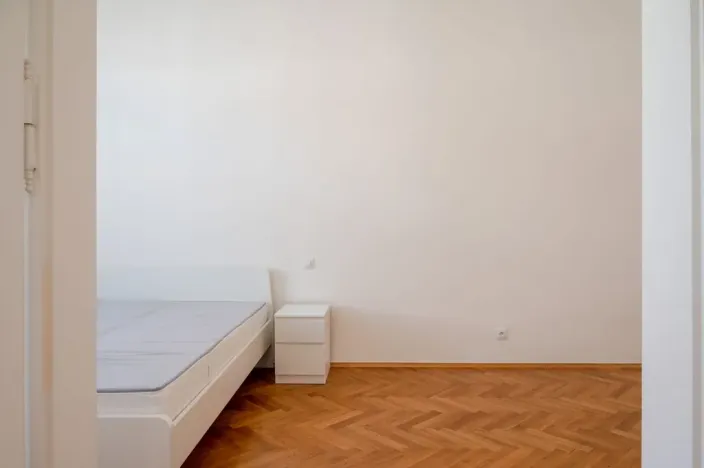 Pronájem bytu 2+kk, Praha - Smíchov, V lesíčku, 45 m2