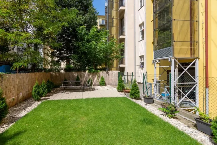Pronájem bytu 2+kk, Praha - Smíchov, V lesíčku, 45 m2