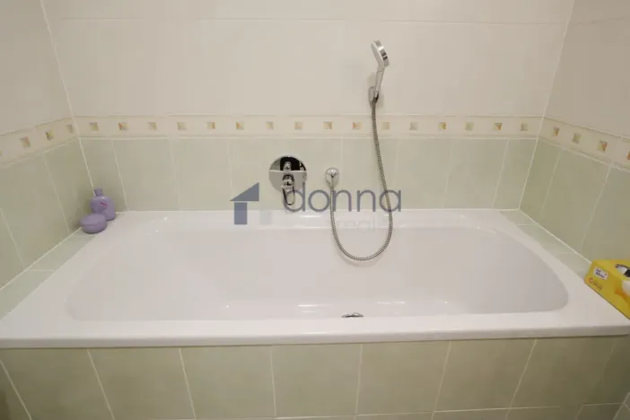 Prodej bytu 3+kk, Praha, Tibetská, 98 m2