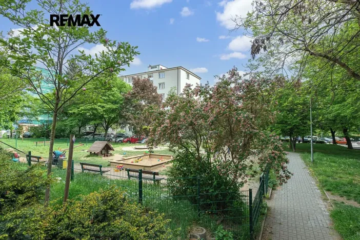 Prodej bytu 3+kk, Praha - Vršovice, Karpatská, 60 m2