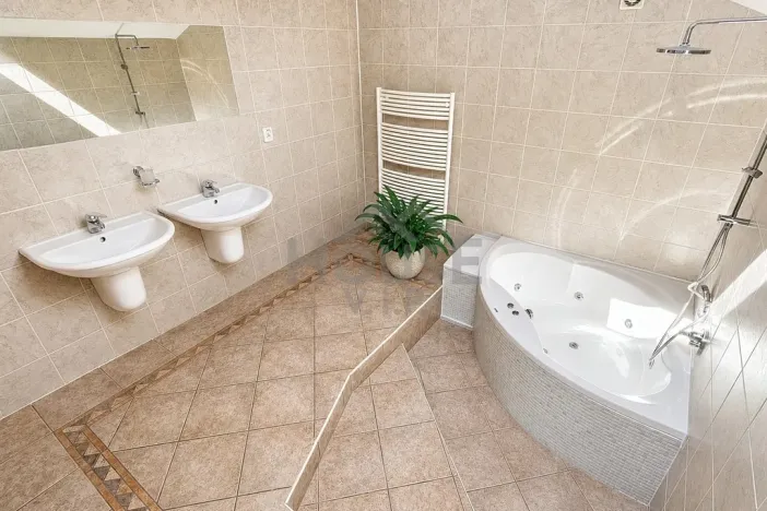 Pronájem rodinného domu, Říčany, Skalní, 157 m2