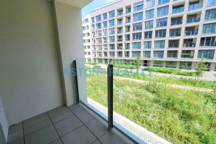 Pronájem bytu 2+kk, Praha - Karlín, U Mlýnského kanálu, 55 m2