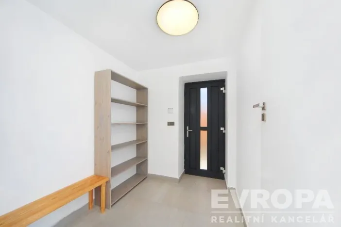 Pronájem bytu 1+kk, Vrchlabí, Valteřická, 30 m2