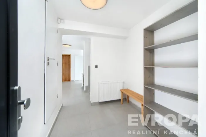Pronájem bytu 1+kk, Vrchlabí, Valteřická, 30 m2