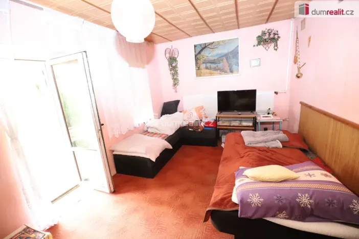 Prodej rodinného domu, Chlum Svaté Maří, Zahradní, 160 m2