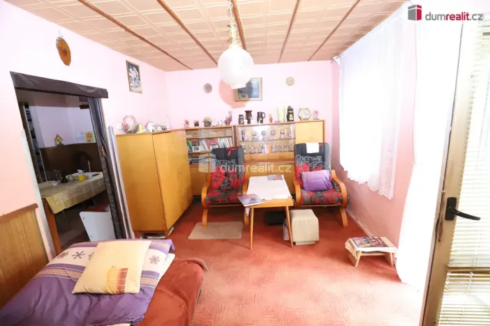 Prodej rodinného domu, Chlum Svaté Maří, Zahradní, 160 m2