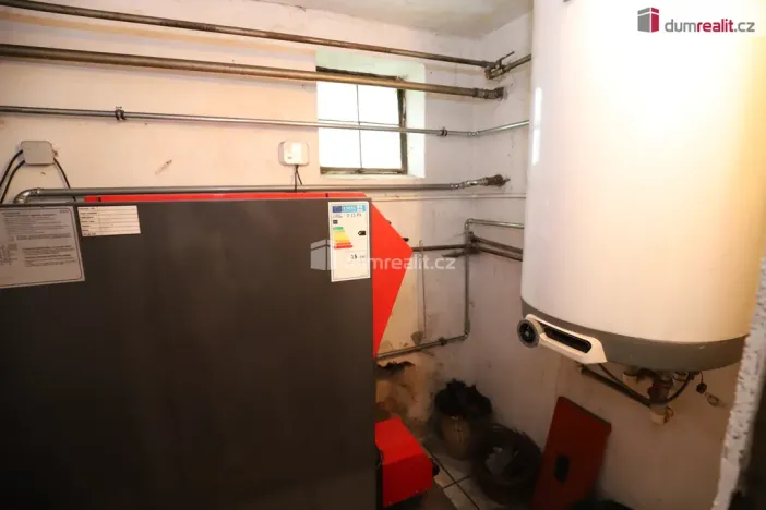 Prodej rodinného domu, Chlum Svaté Maří, Zahradní, 160 m2