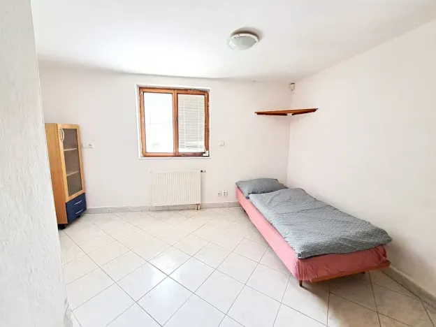 Prodej komerční nemovitosti, Valašské Klobouky, 467 m2