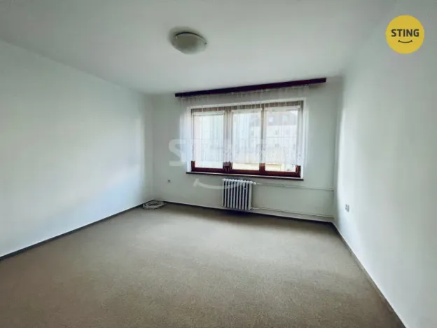 Pronájem bytu 3+1, Pardubice, Na Třísle, 90 m2